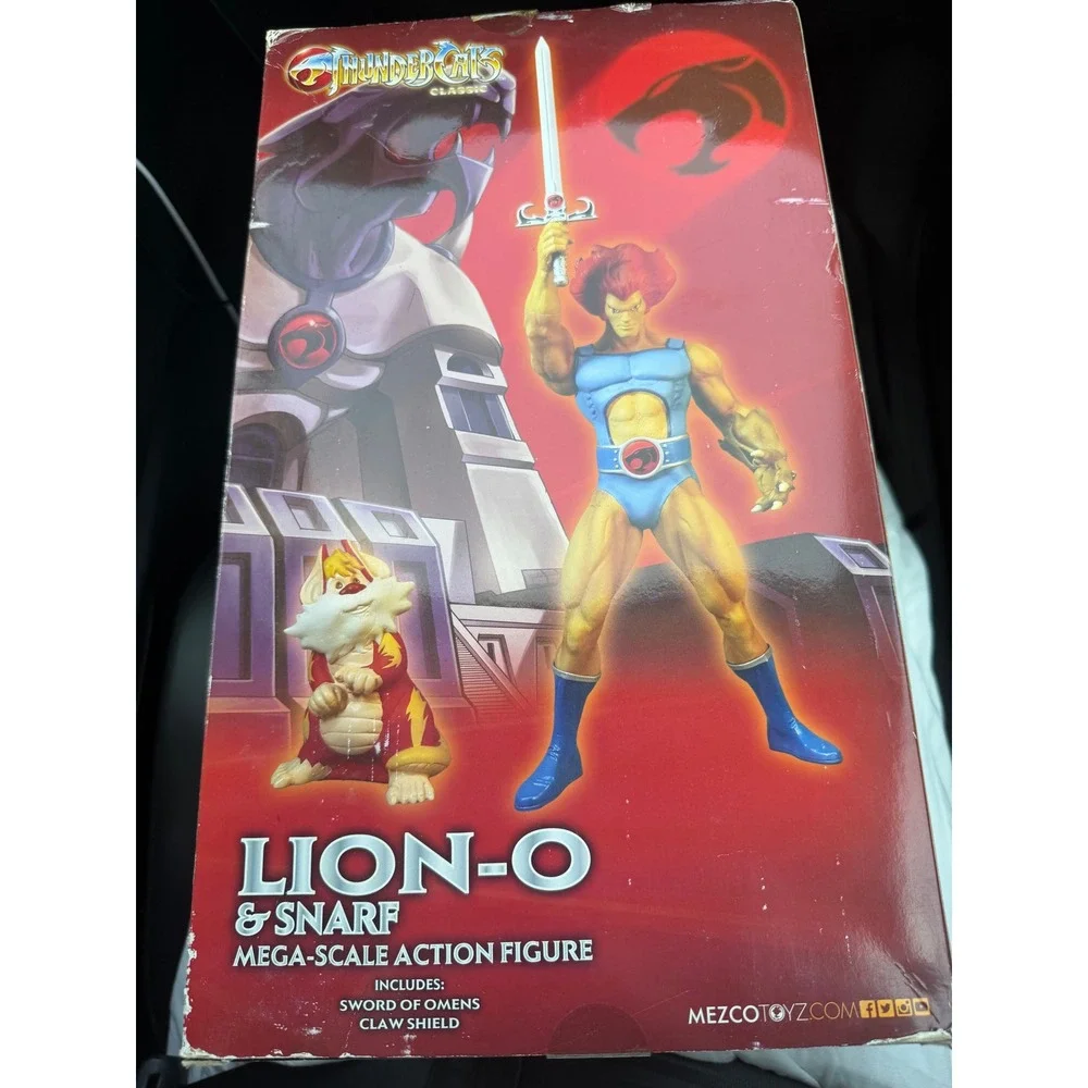Thundercats Mega Scale Lion-O
